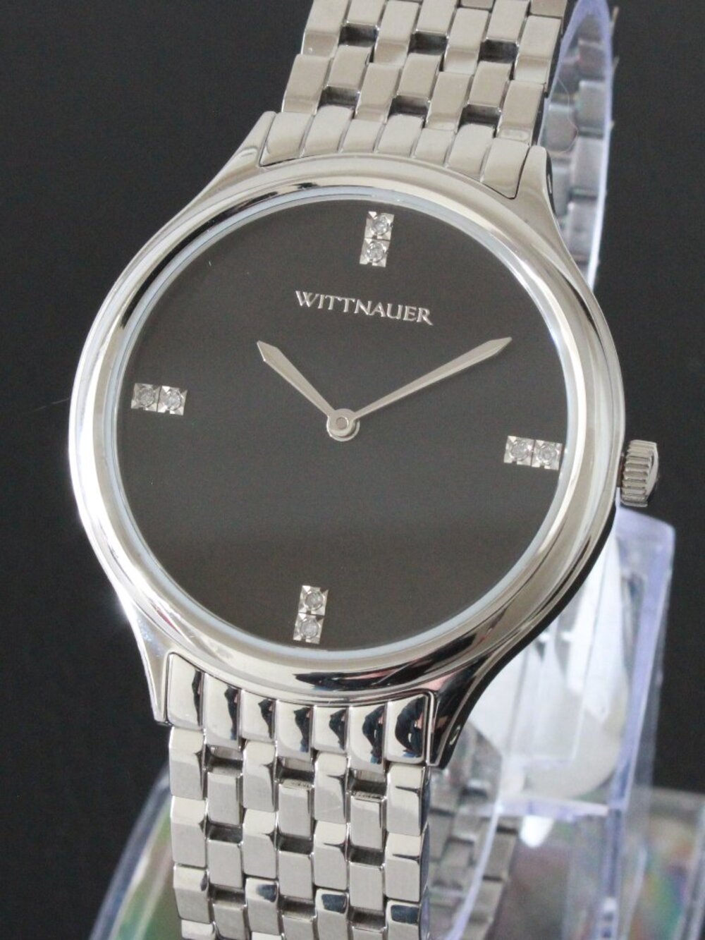 Wittnauer Ladies Quartz Watch 8 Hand Set Diamonds Minimalist Dial 34mm